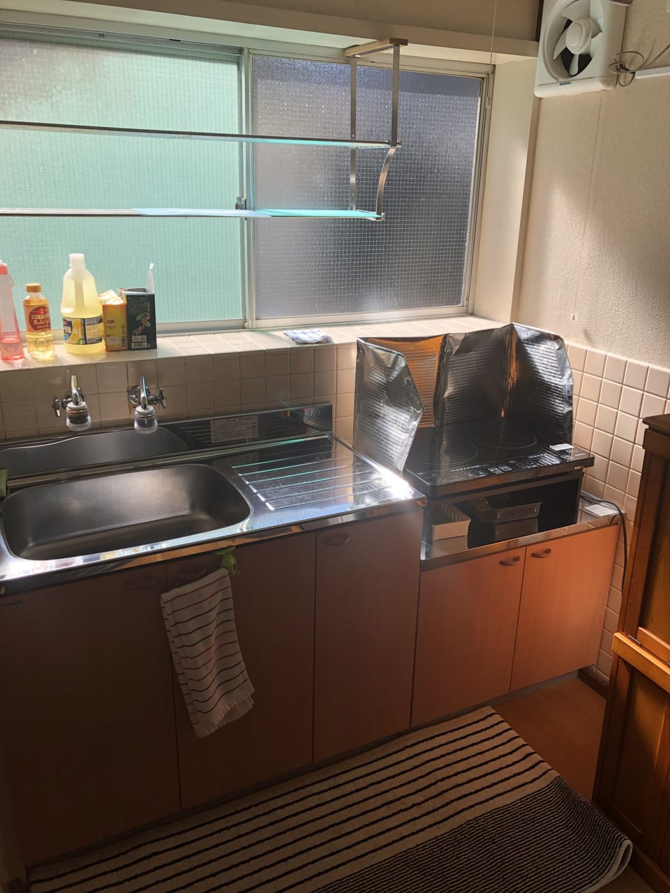 Private Vacation Home | Private kitchenette | Fridge, microwave, stovetop, electric kettle