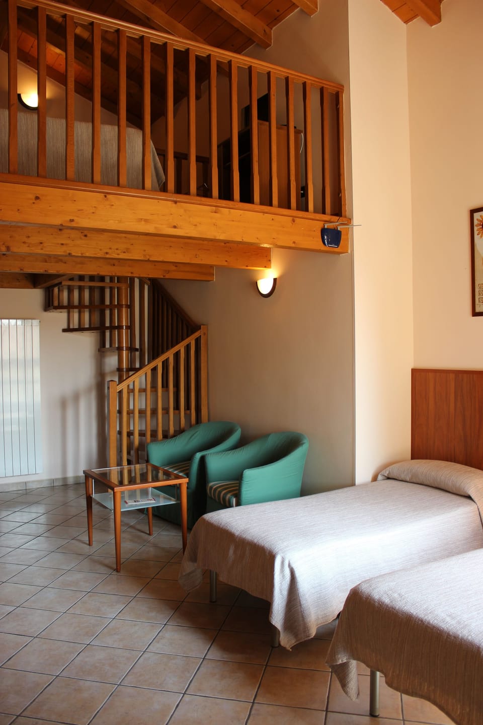 Duplex | 1 bedroom, desk, blackout drapes, iron/ironing board