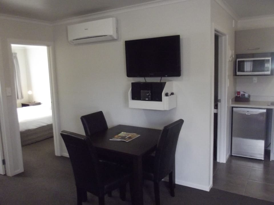Standard Room, 2 Bedrooms | Blackout drapes, soundproofing, iron/ironing board, free WiFi