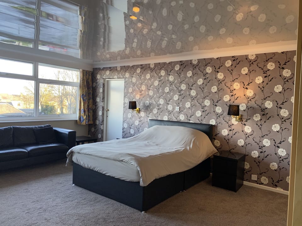 Superior Double Room | Individually decorated, individually furnished, desk, laptop workspace