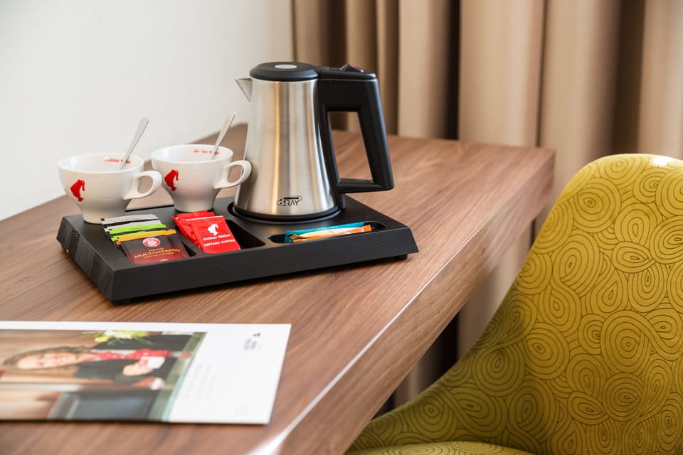 In-room safe, desk, soundproofing, free WiFi