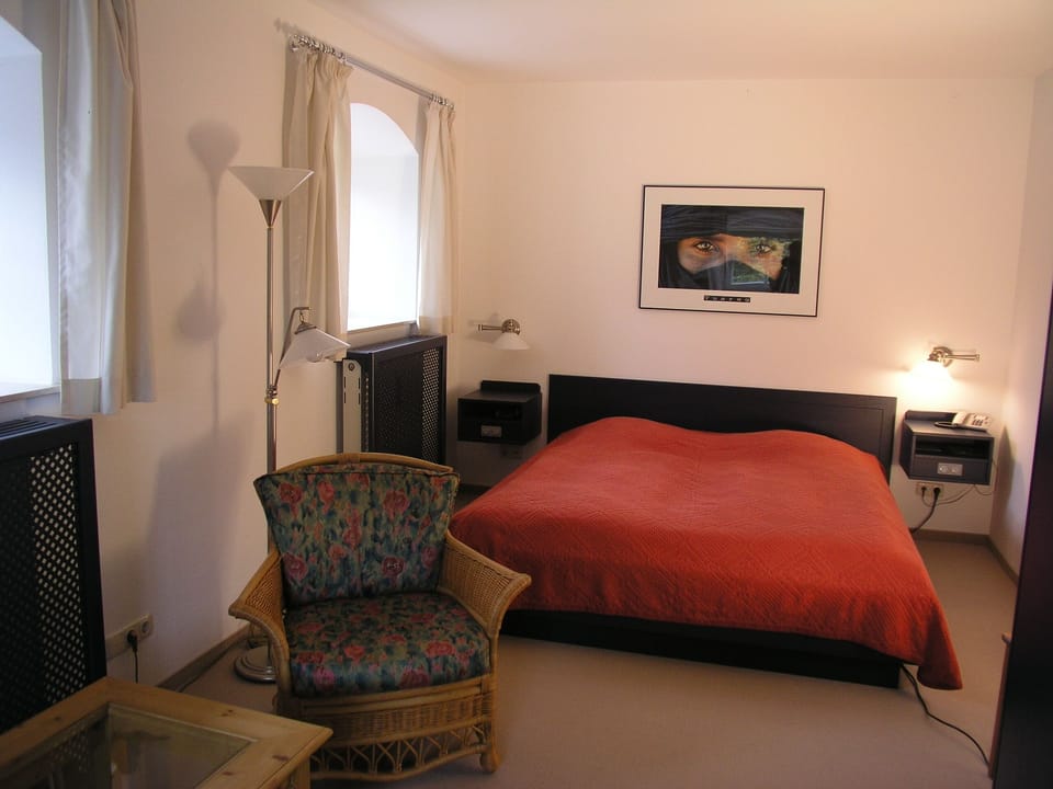 Double or Twin Room | Desk, free WiFi, bed sheets