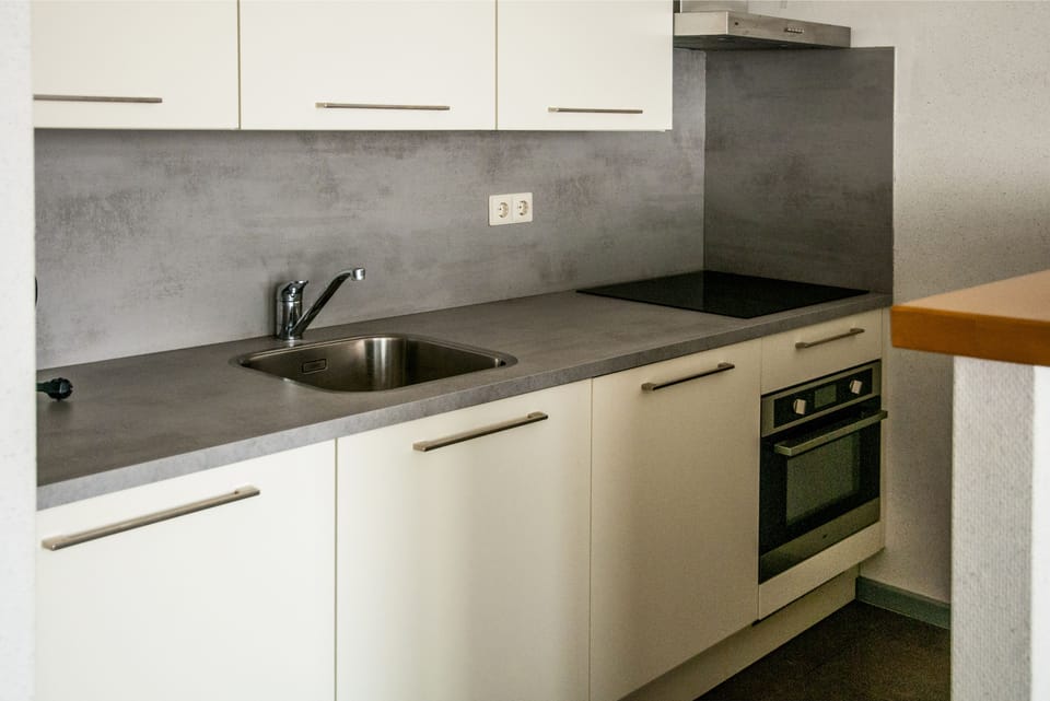 32-inch flat-screen TV with satellite channels, TV