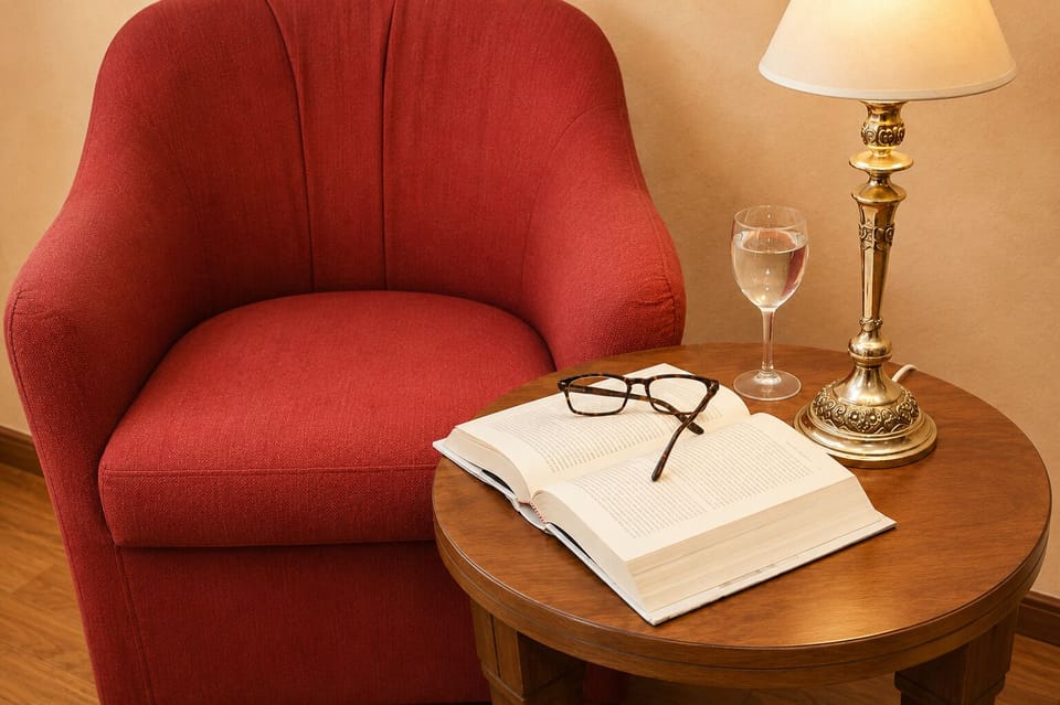 Superior Double Room | In-room safe, desk, laptop workspace, WiFi (free)