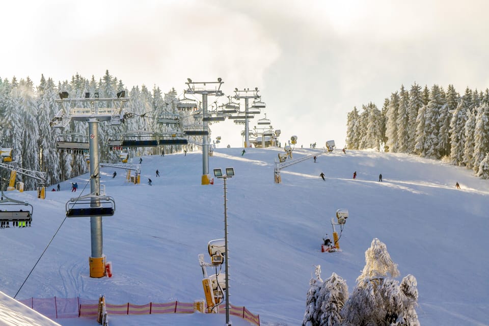 Snow and ski sports