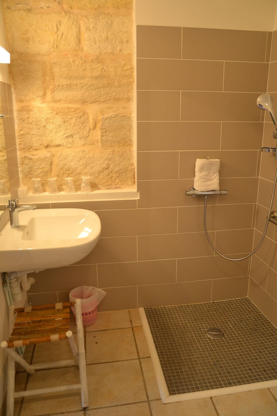 Comfort Quadruple Room | Bathroom | Hair dryer, towels