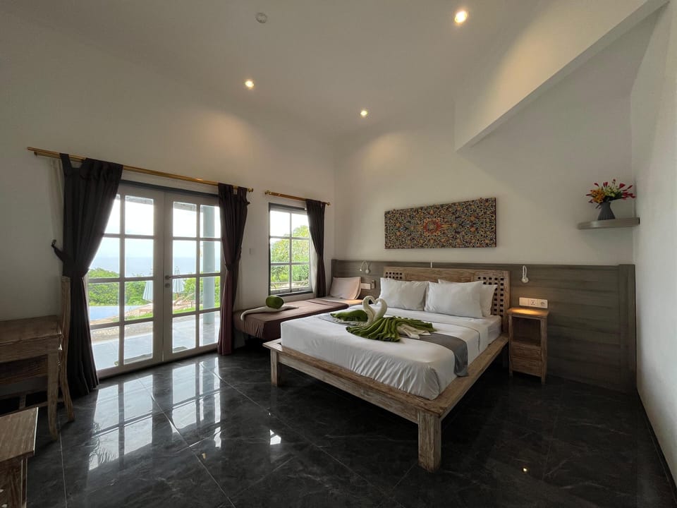 Standard Double or Twin Room, Sea View | 1 bedroom, premium bedding, minibar, in-room safe