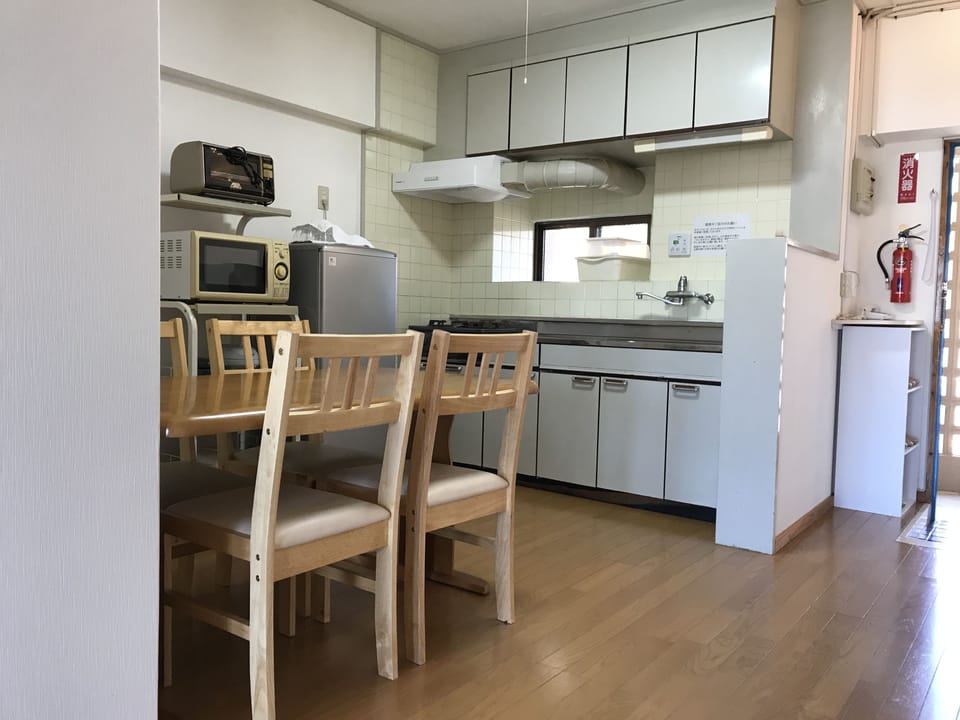 Family Room | Egyptian cotton sheets, desk, iron/ironing board (on request)