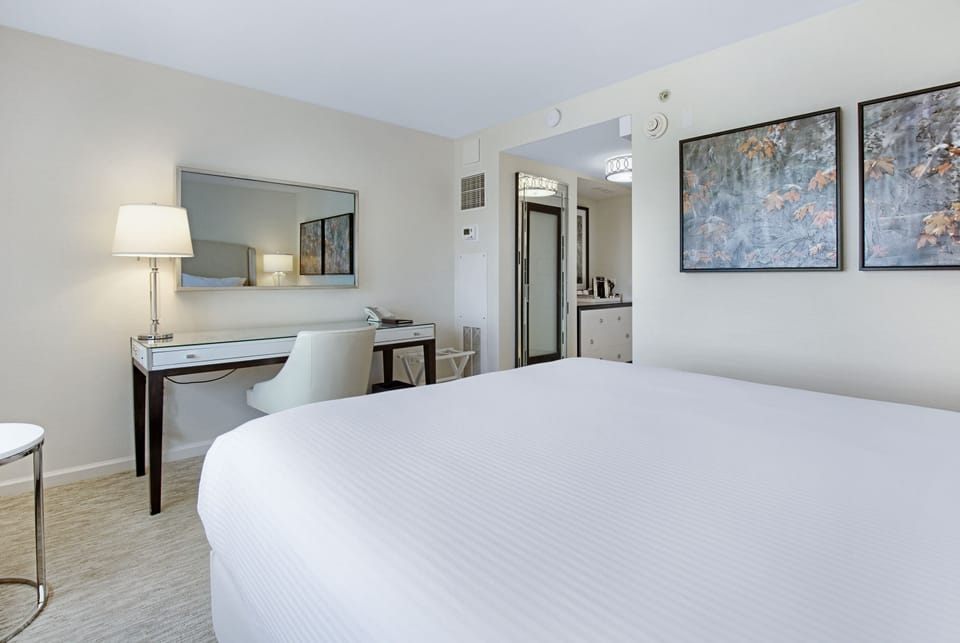 Premium bedding, pillowtop beds, in-room safe, desk