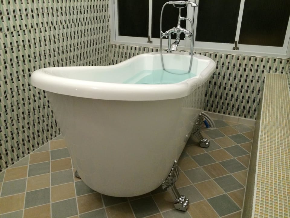 Traditional Suite (with private open air bath) | Bathroom sink