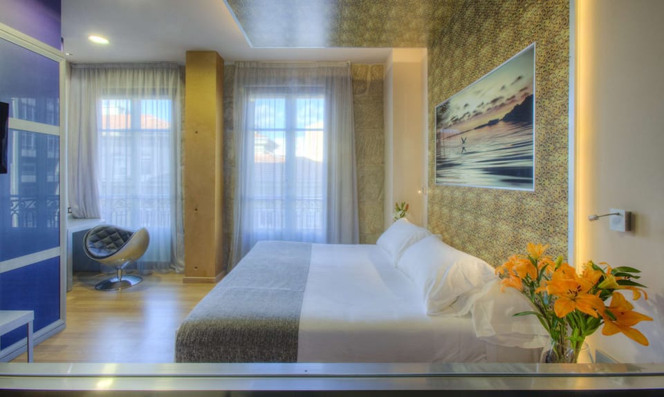 Minibar, in-room safe, desk, blackout drapes