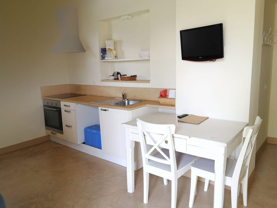 Standard Apartment (Bois D'Autrefois) | Premium bedding, in-room safe, individually decorated