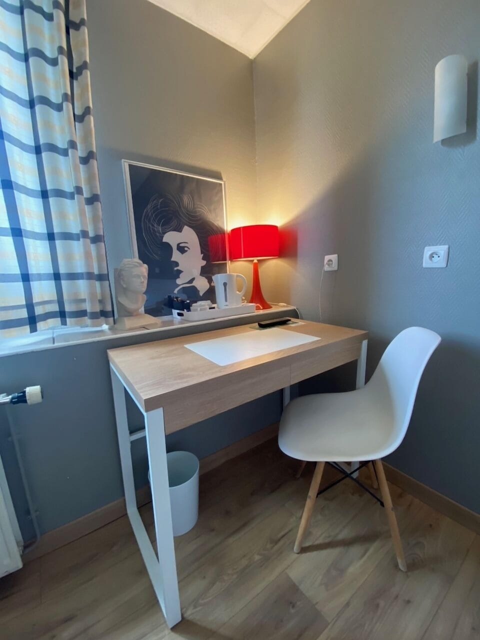 Comfort Double Room (Large) | Individually decorated, desk, blackout drapes, soundproofing