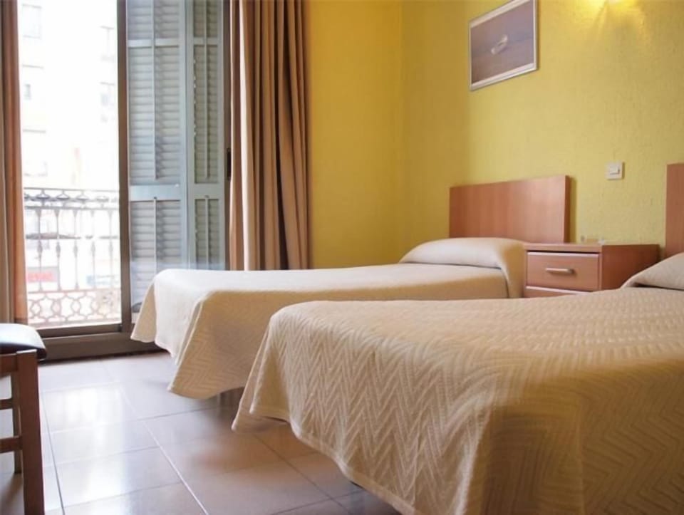 In-room safe, iron/ironing board (on request), WiFi (free), bed sheets