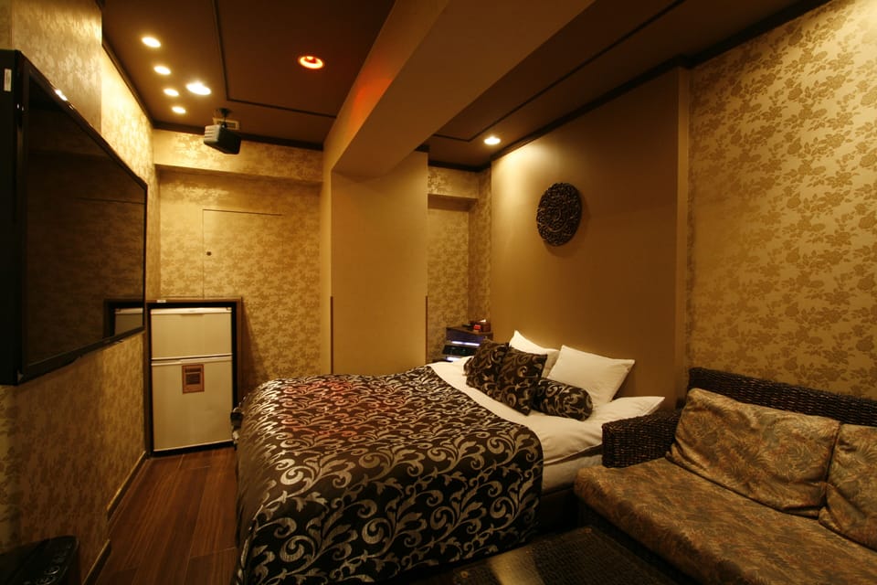 Economy Single Room | Soundproofing, free WiFi, bed sheets
