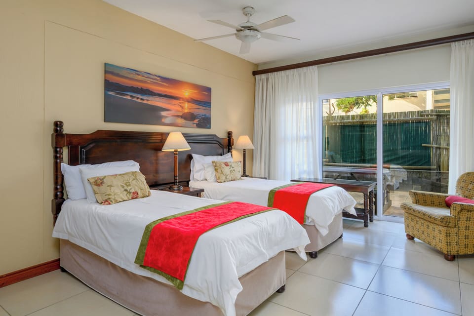 Deluxe Double or Twin Room, 1 Bedroom | In-room safe, blackout drapes, free WiFi, bed sheets