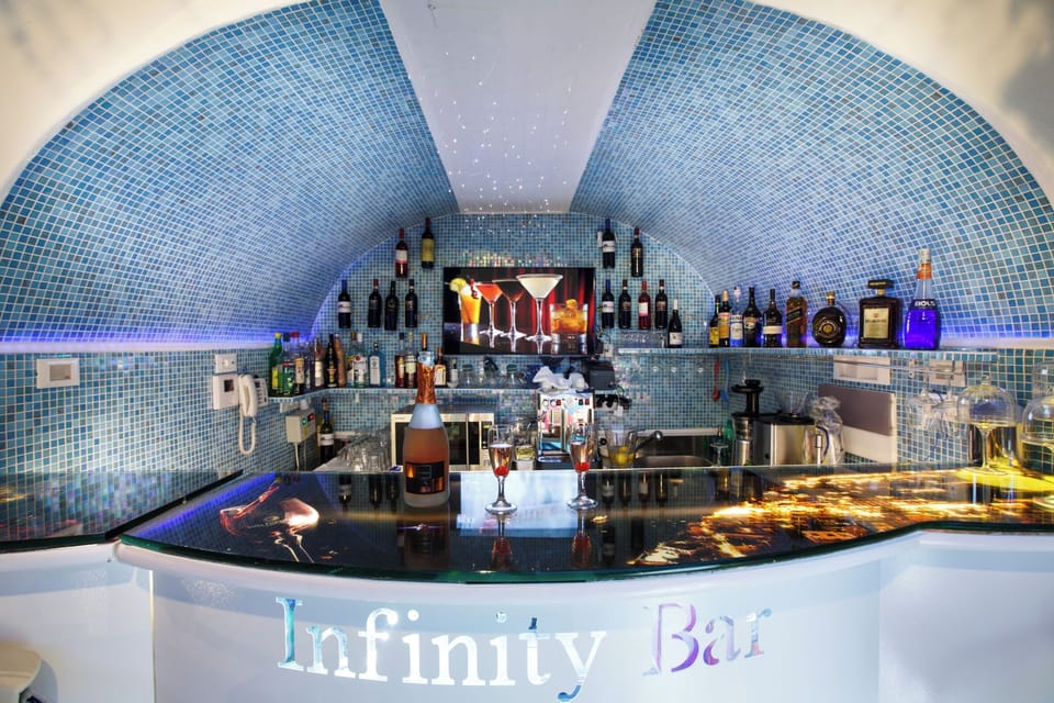 Rooftop bar, ocean views, open daily