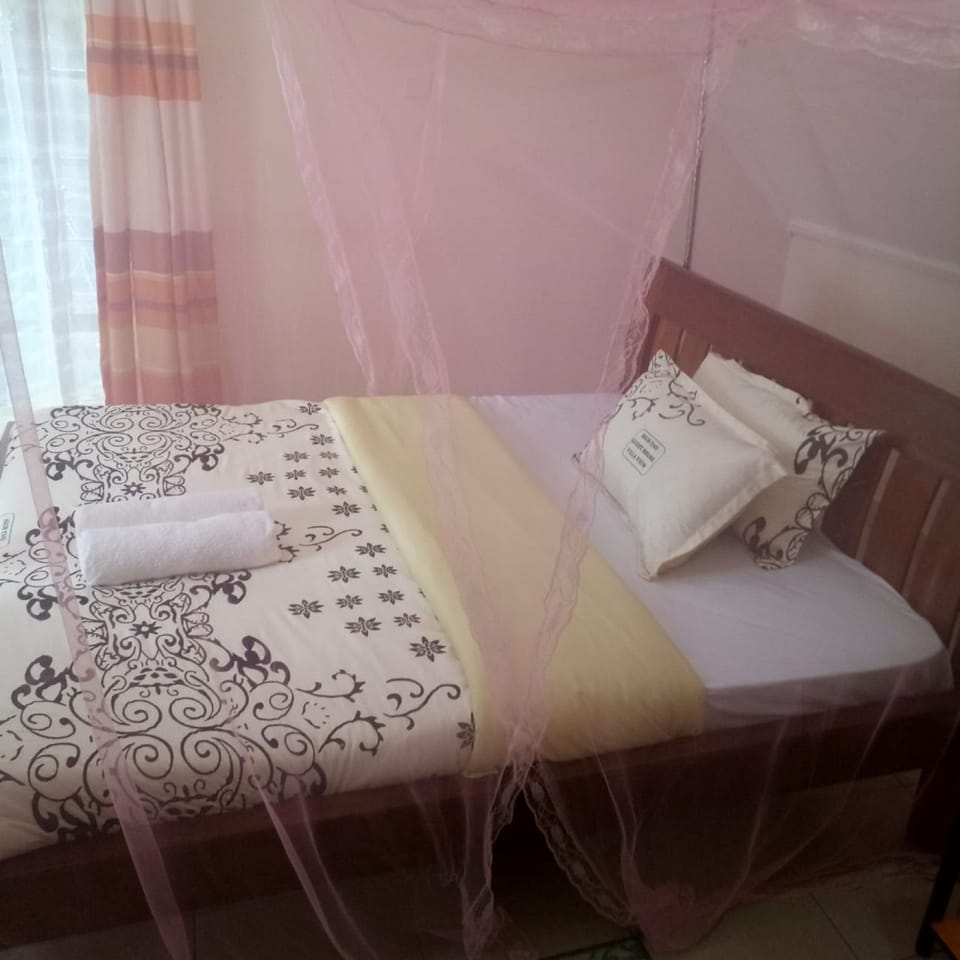 Superior Room | Desk, free WiFi, bed sheets