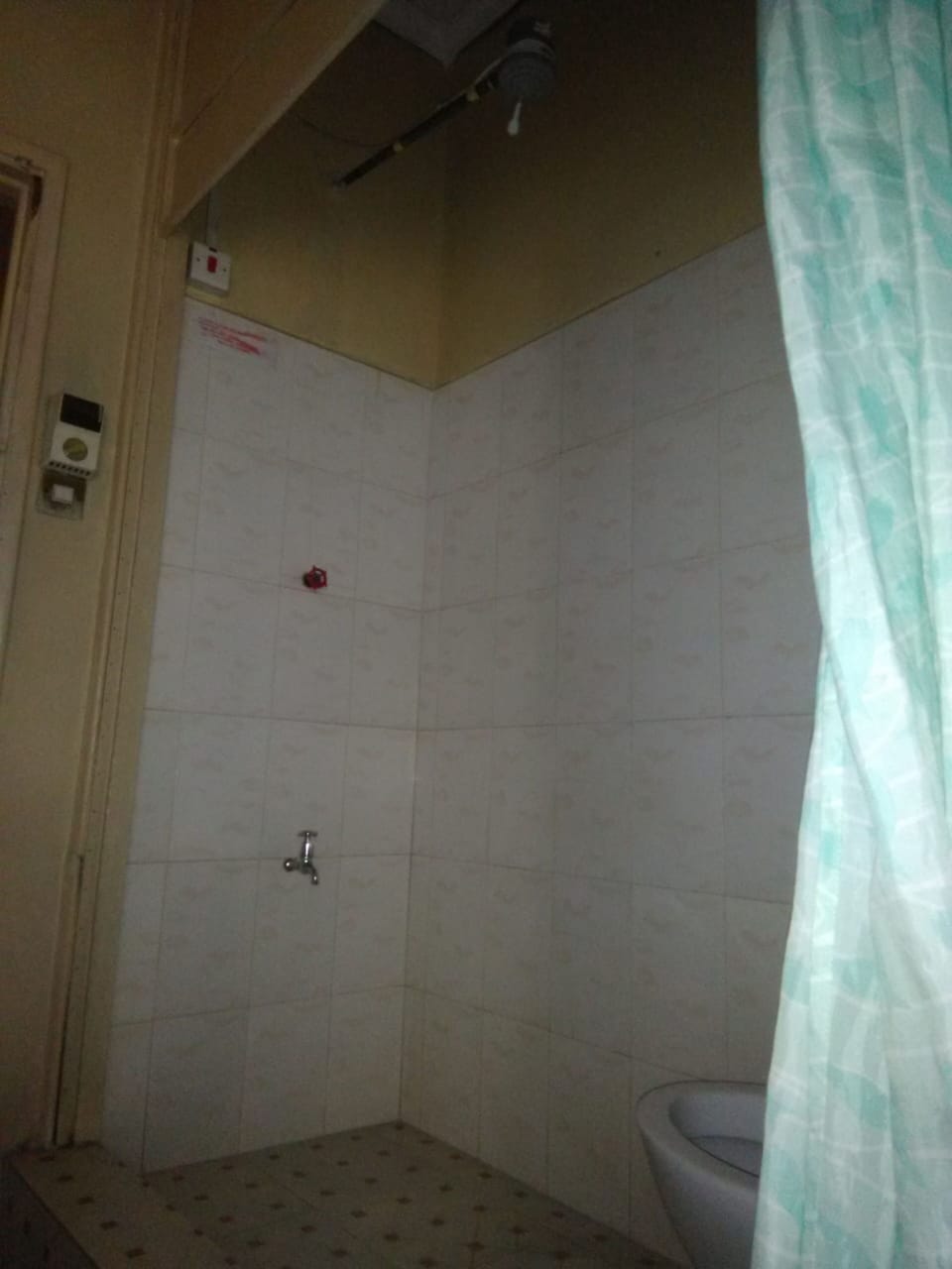 Double Room | Bathroom shower