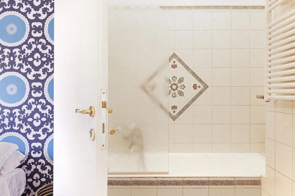 Traditional Apartment, 2 Bedrooms, Non Smoking, City View | Deep soaking bathtub