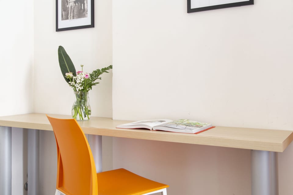 Apartment, 2 Bedrooms | 2 bedrooms, blackout drapes, iron/ironing board, WiFi (free)