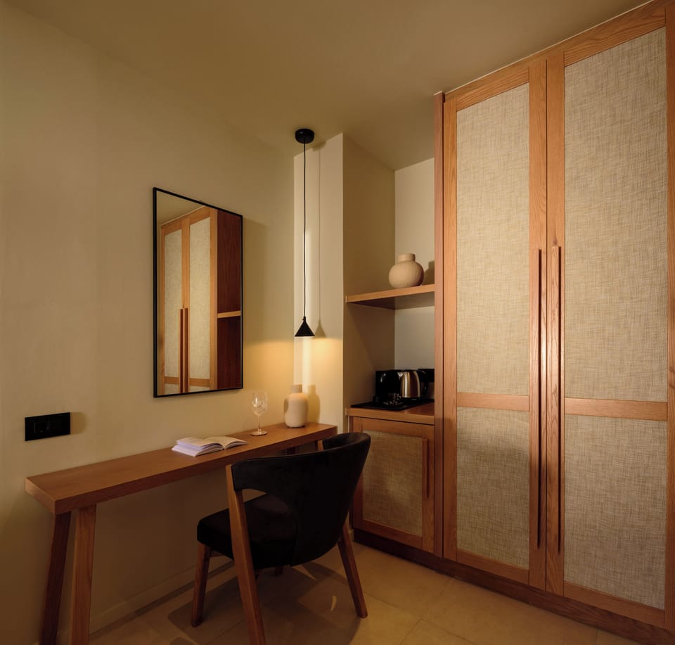Senior Suite with Private Pool and Hot Tub | Minibar, in-room safe, desk, laptop workspace
