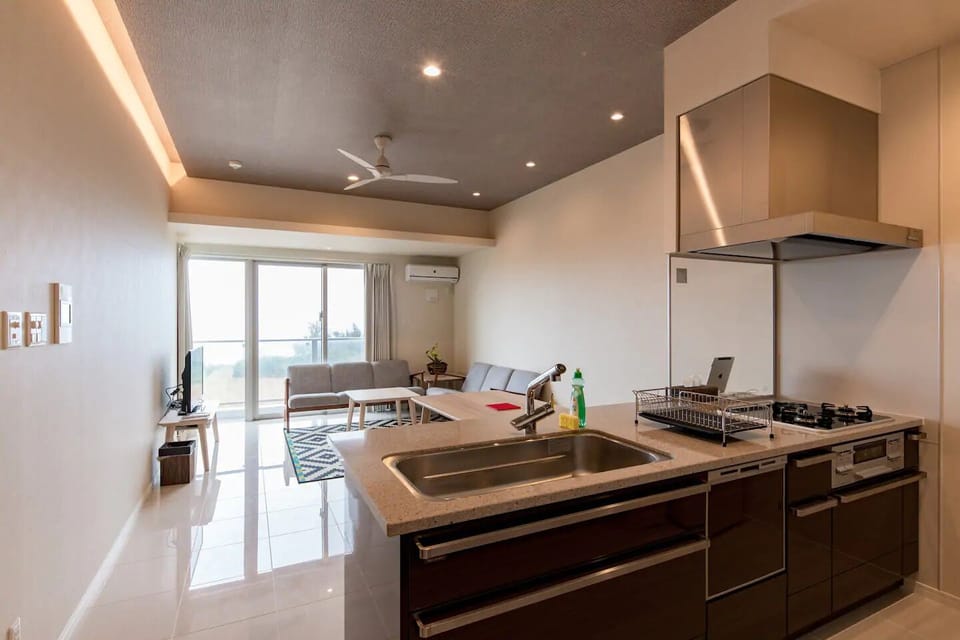 Condo | Private kitchenette | Fridge, microwave, stovetop, cookware/dishes/utensils