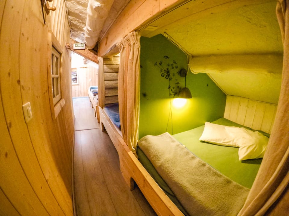 Shared Dormitory (10 Pers)