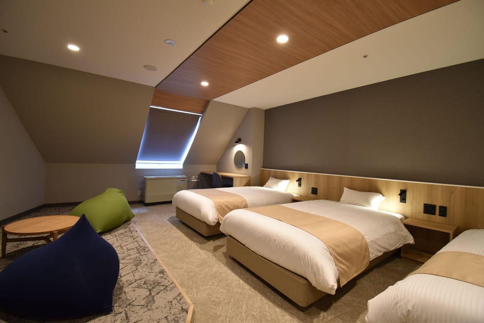 Premium Triple room, 3 Single Beds, Non Smoking | Premium bedding, down comforters, blackout drapes, free WiFi