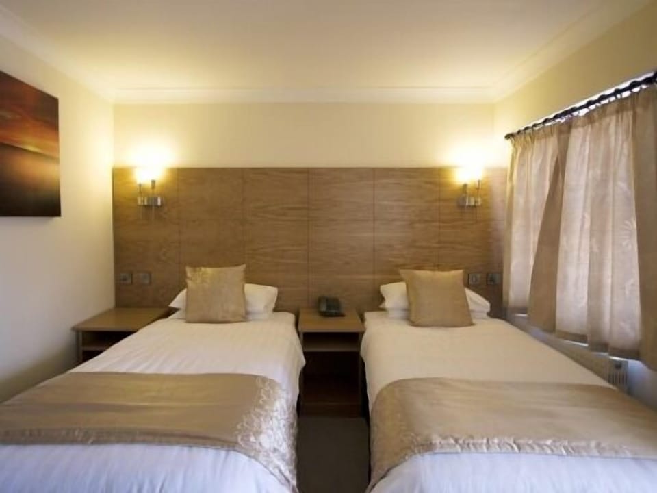 Superior Twin Room, Ensuite