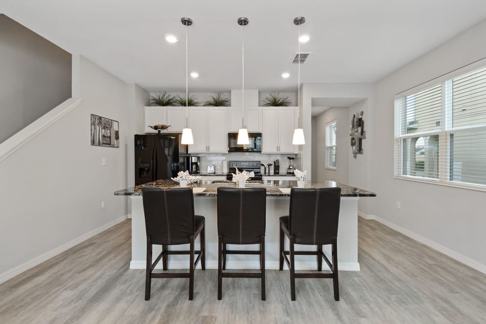 Townhome, 4 Bedrooms | Private kitchenette | Full-size fridge, microwave, oven, stovetop