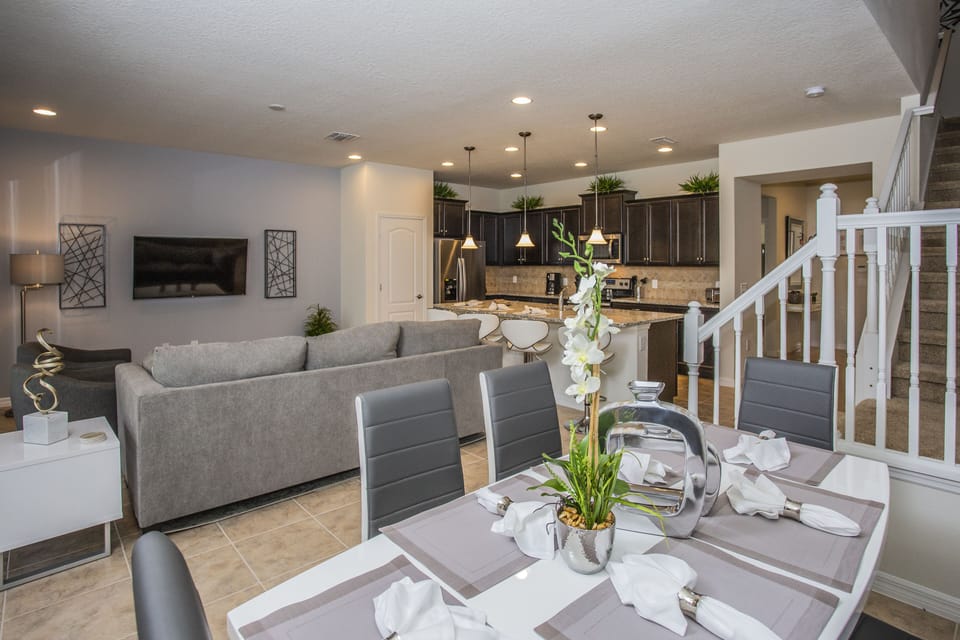 Townhome, 5 Bedrooms | Living area | 60-inch Smart TV with cable channels, TV, Netflix