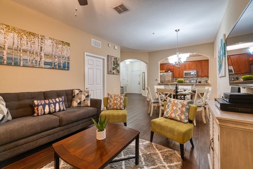 Townhome, 3 Bedrooms | Living area | 60-inch Smart TV with cable channels, TV, Netflix