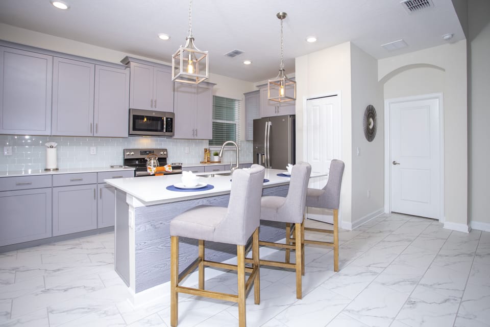 House, 5 Bedrooms | In-room dining