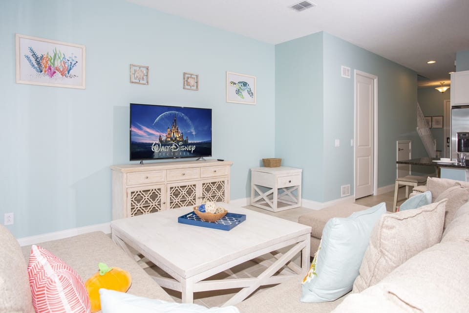 Townhome, 4 Bedrooms | Living room | 60-inch Smart TV with cable channels, TV, Netflix