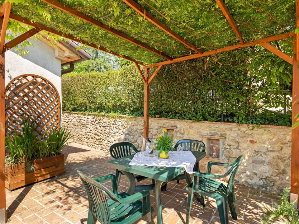 House | Dining