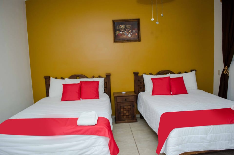 Standard Quadruple Room, 2 Double Beds | Desk, free WiFi