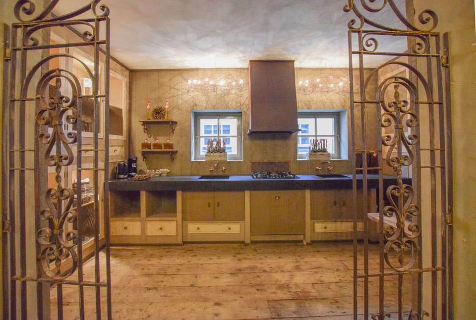House | Private kitchen | Fridge, highchair