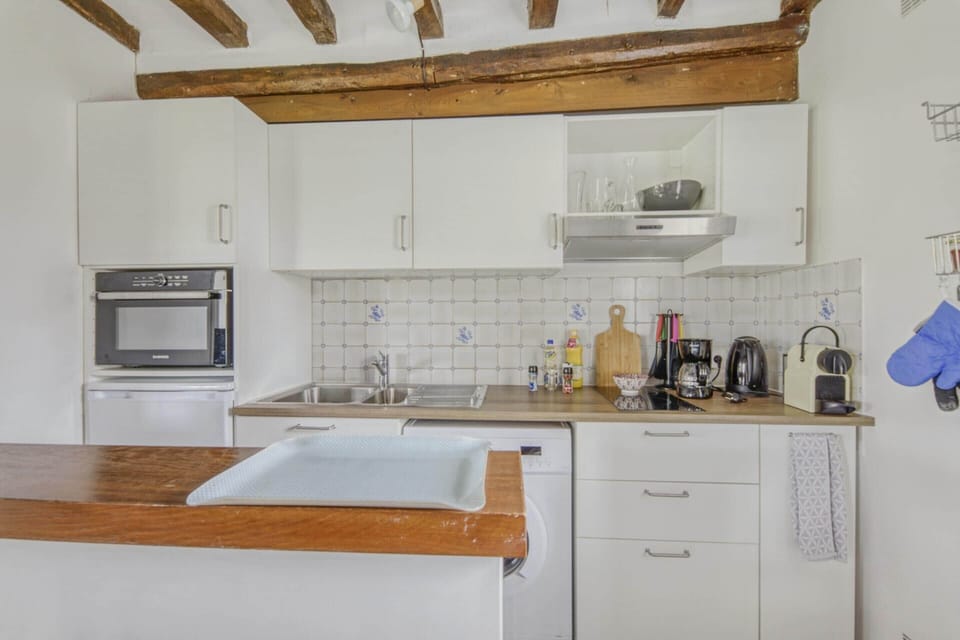House | Private kitchen | Highchair