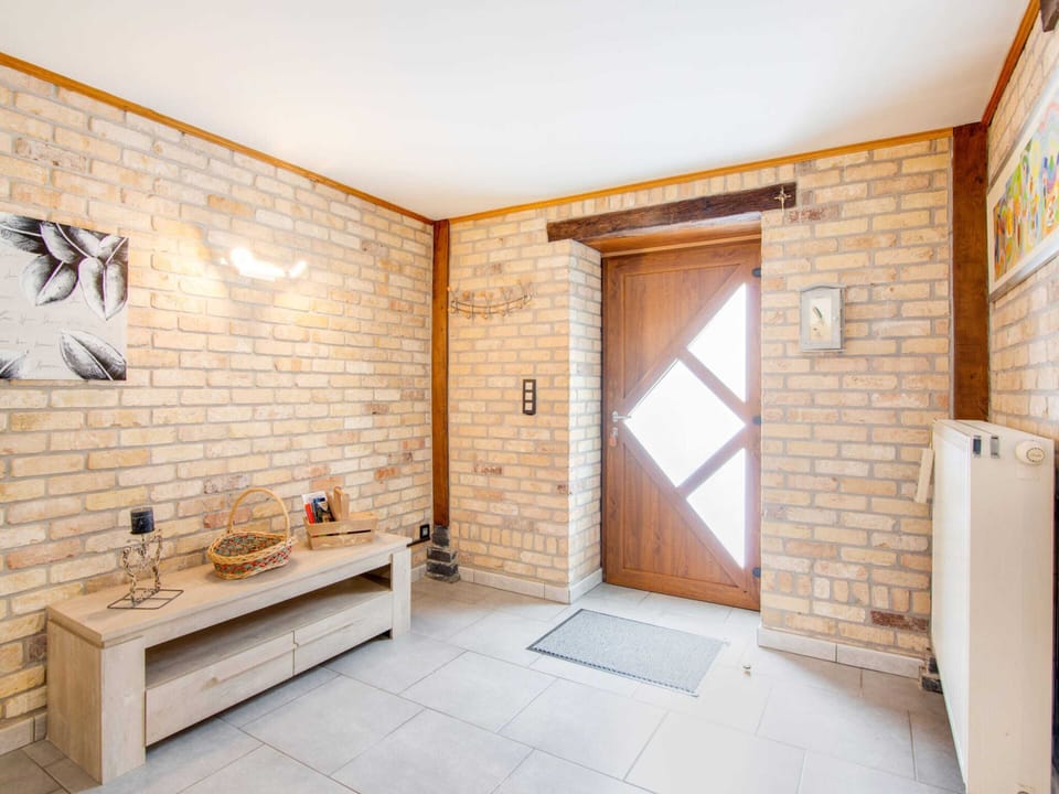 House | Reception