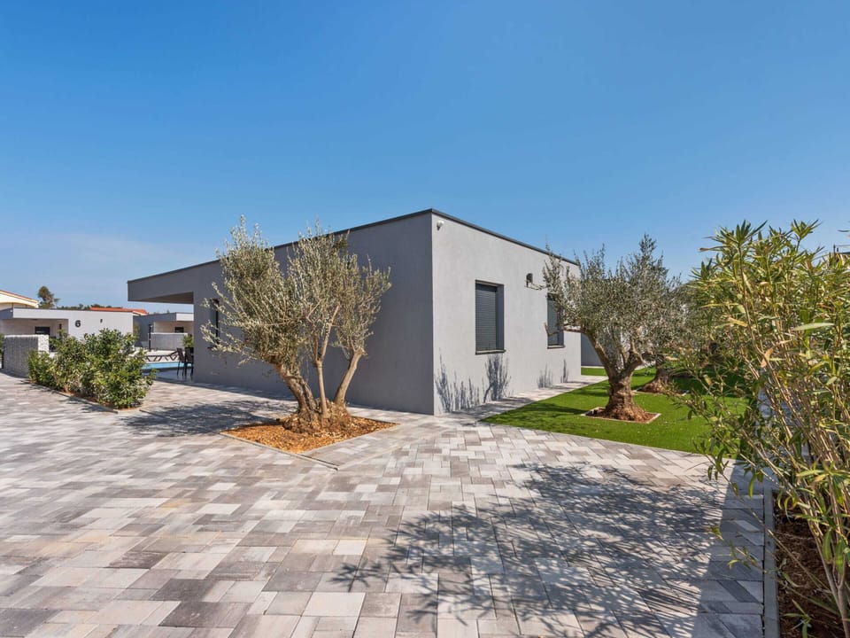 House | Exterior