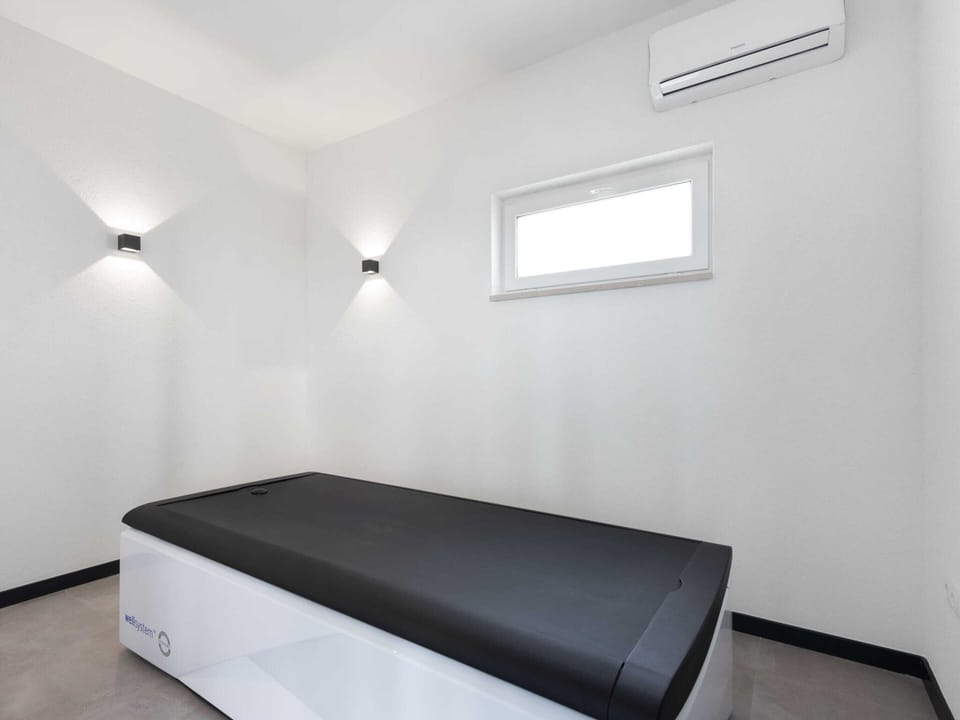 House | Spa treatment