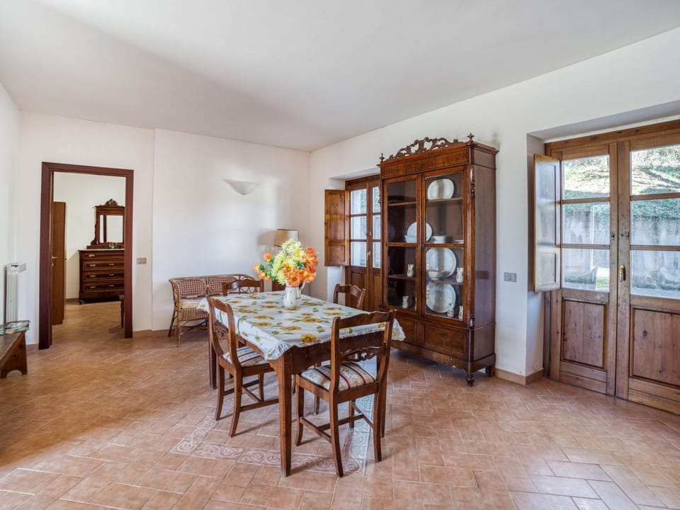 House | Dining