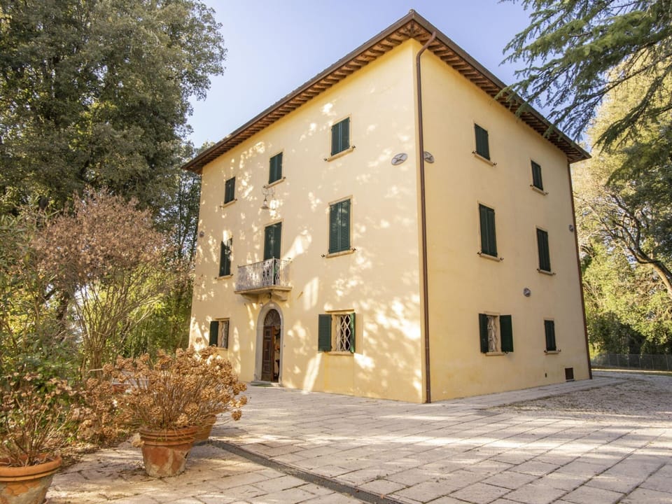 House | Exterior