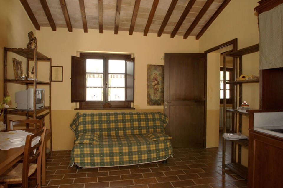 Cottage | Living area