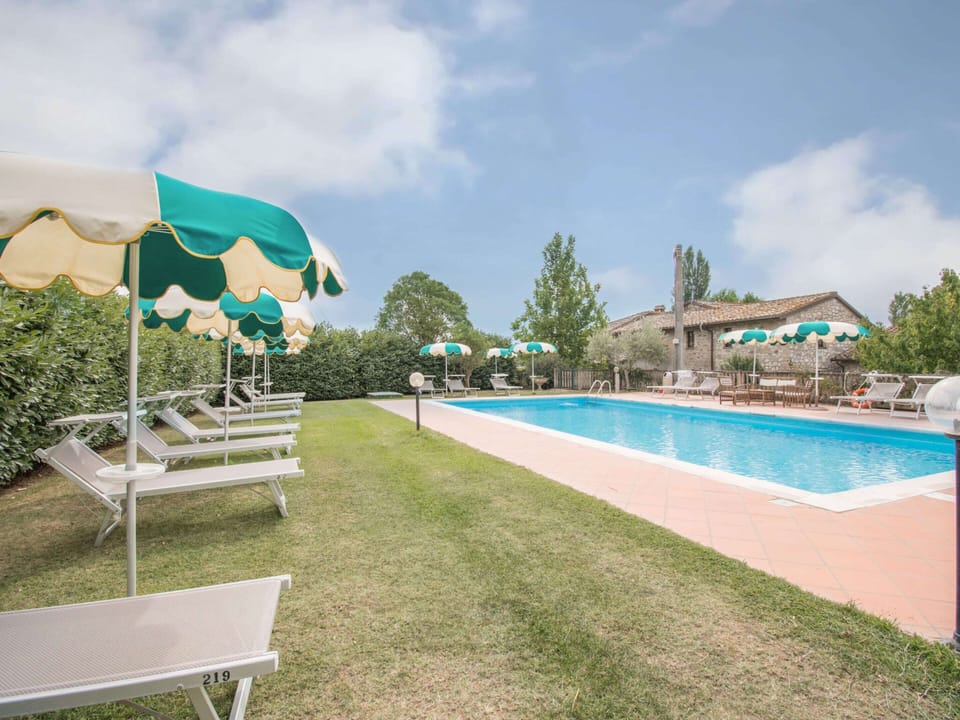 Cottage | Pool | Outdoor pool