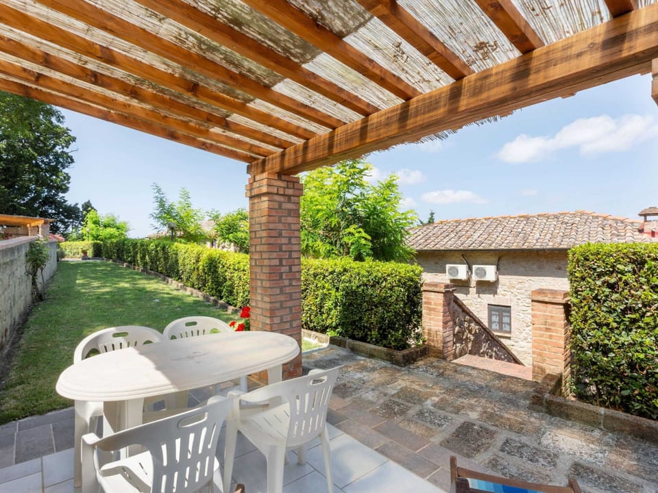 House | Dining