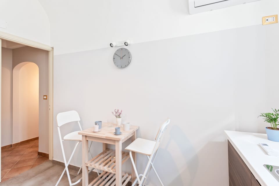 Apartment, 1 Bedroom | In-room dining