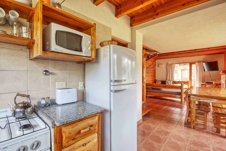 Duplex (GC3) | Private kitchen | Oven, stovetop, coffee/tea maker, electric kettle