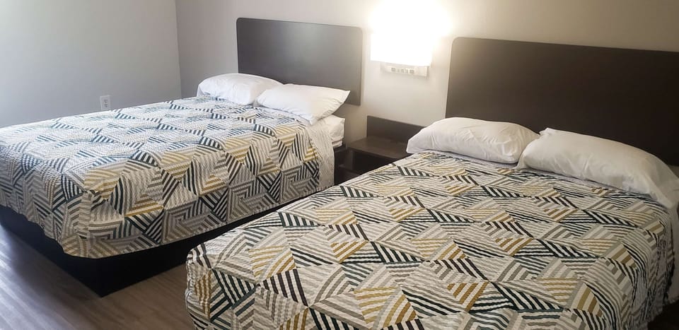 Laptop workspace, blackout drapes, WiFi (free), bed sheets